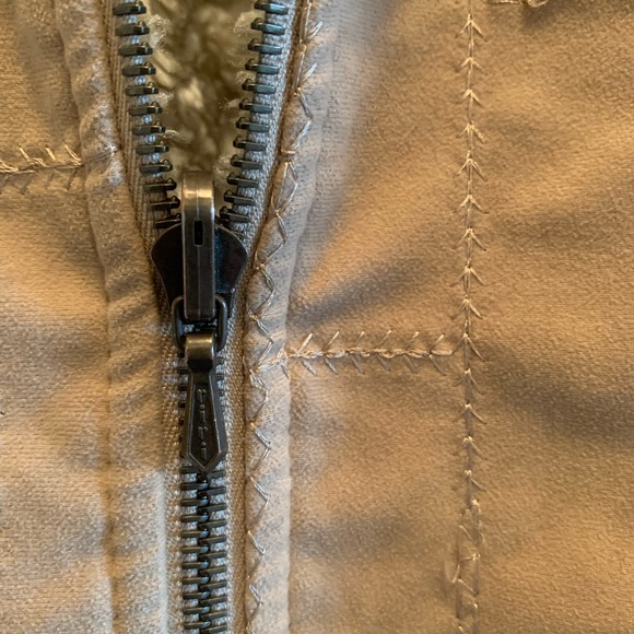 Sno Skins Suede Faux Shearling Vest reversible Size Large - Picture 8 of 8